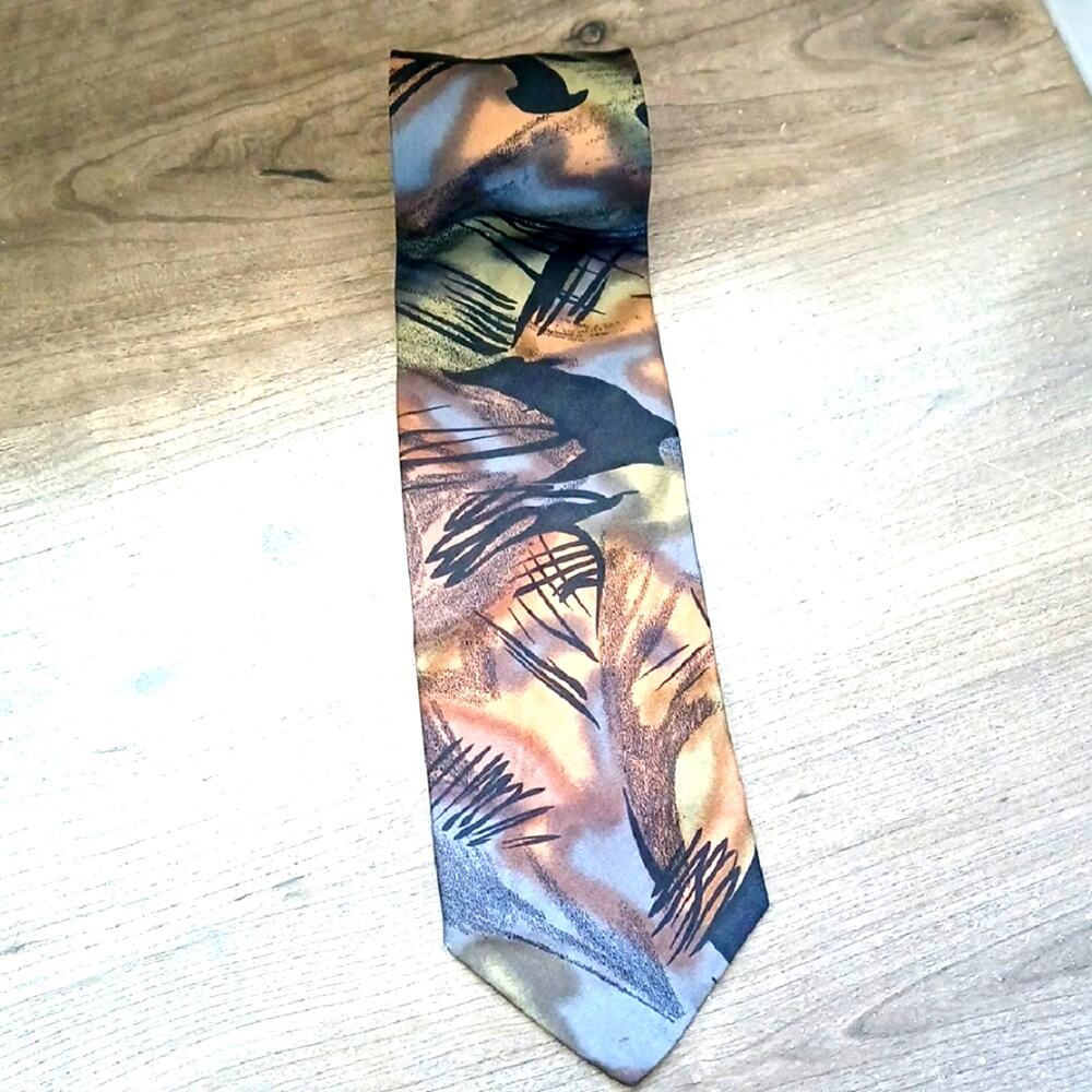 Vintage Enrico Guccini 100% Silk Tie Made In Italy Watercolor Painting Pattern